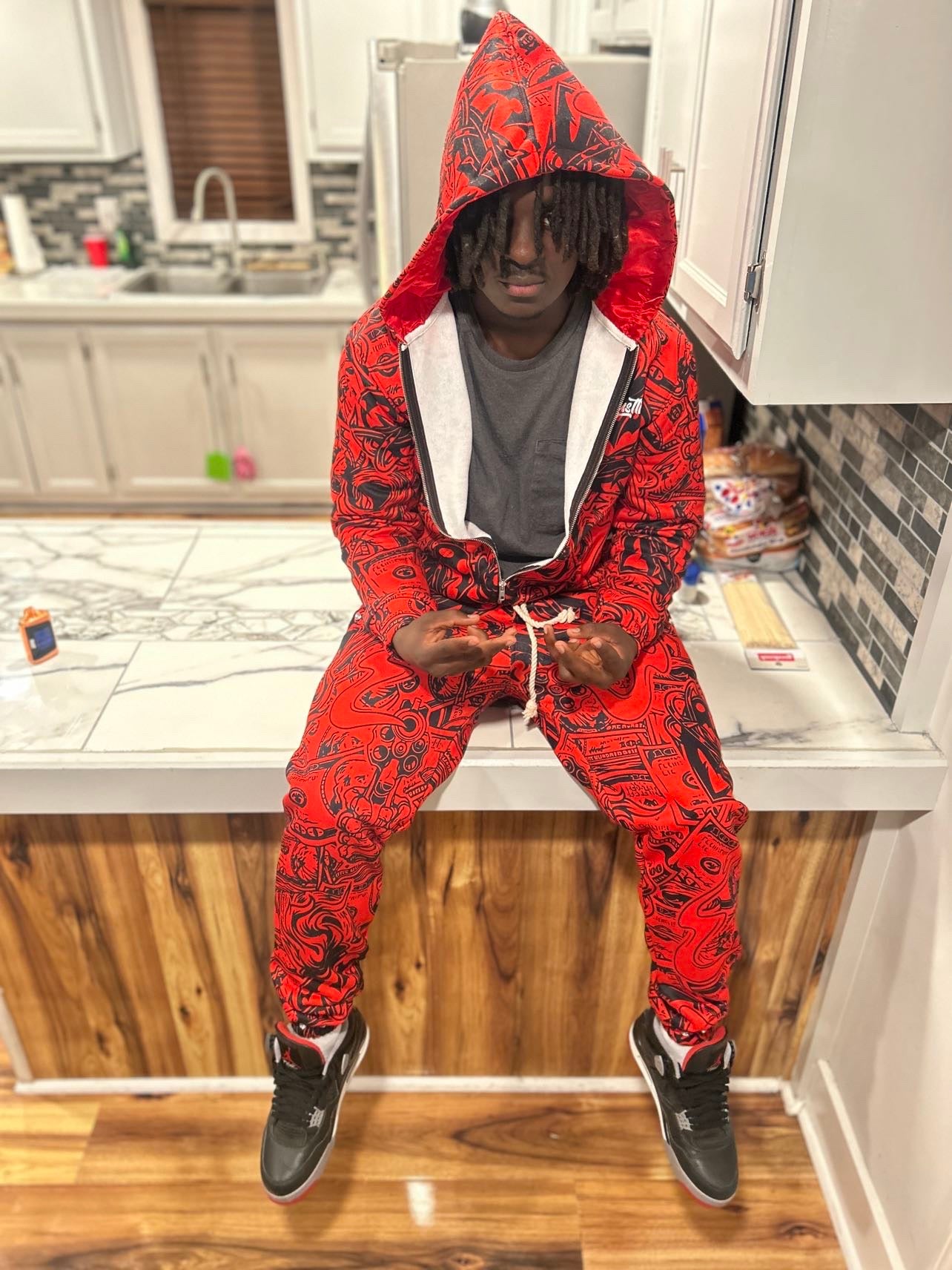 4EvaHustlin Sweatsuit Red
