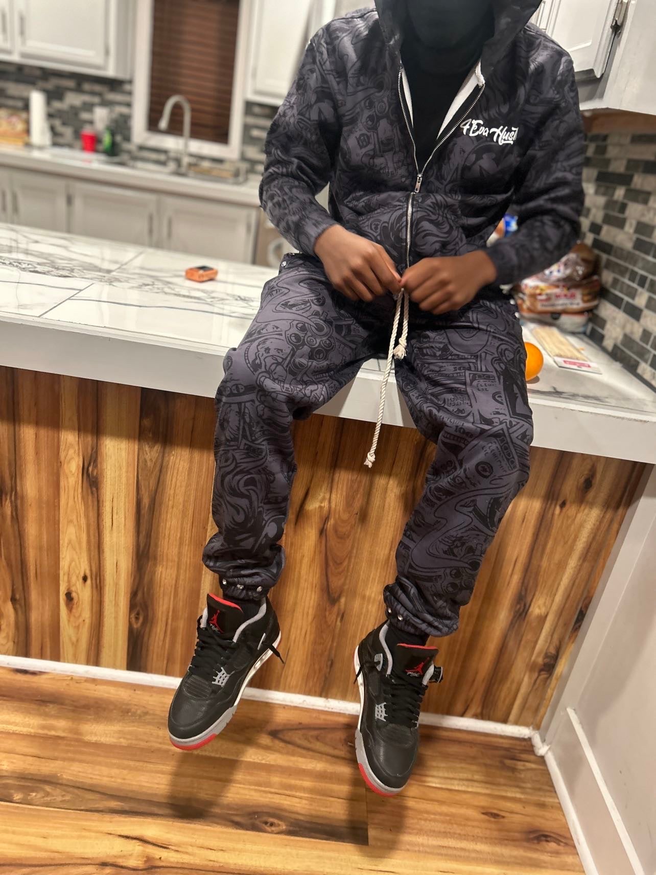 4EvaHustlin SweatSuit Black